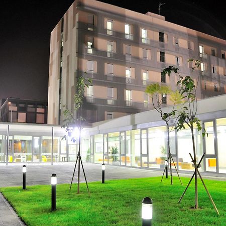 Residencia Universitaria Resa Damia Bonet Valencia Ngoại thất bức ảnh