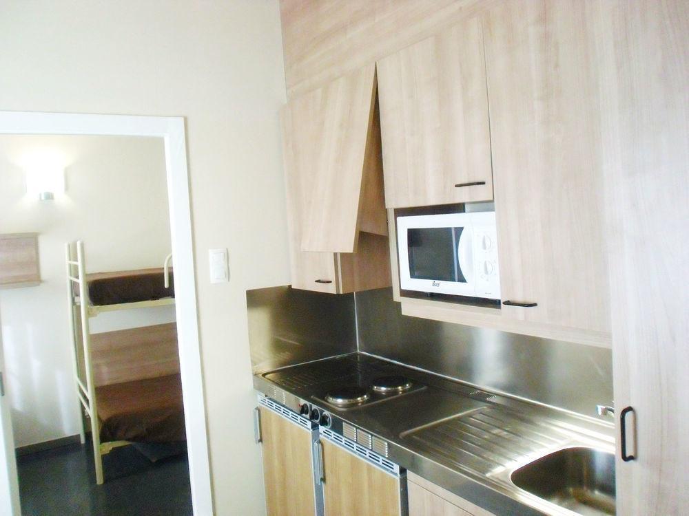Residencia Universitaria Resa Damia Bonet Valencia Ngoại thất bức ảnh
