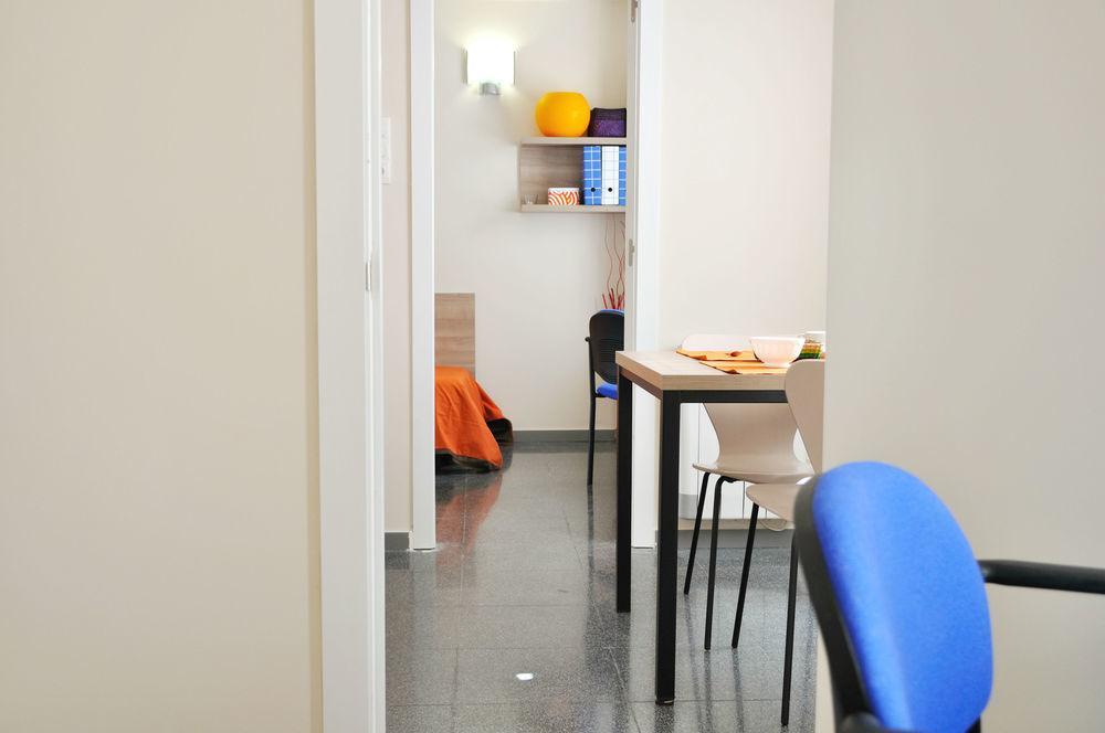Residencia Universitaria Resa Damia Bonet Valencia Ngoại thất bức ảnh