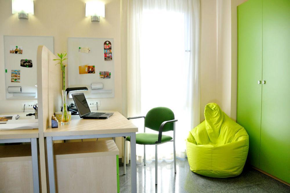 Residencia Universitaria Resa Damia Bonet Valencia Ngoại thất bức ảnh