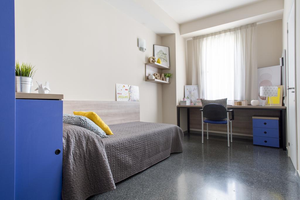 Residencia Universitaria Resa Damia Bonet Valencia Ngoại thất bức ảnh