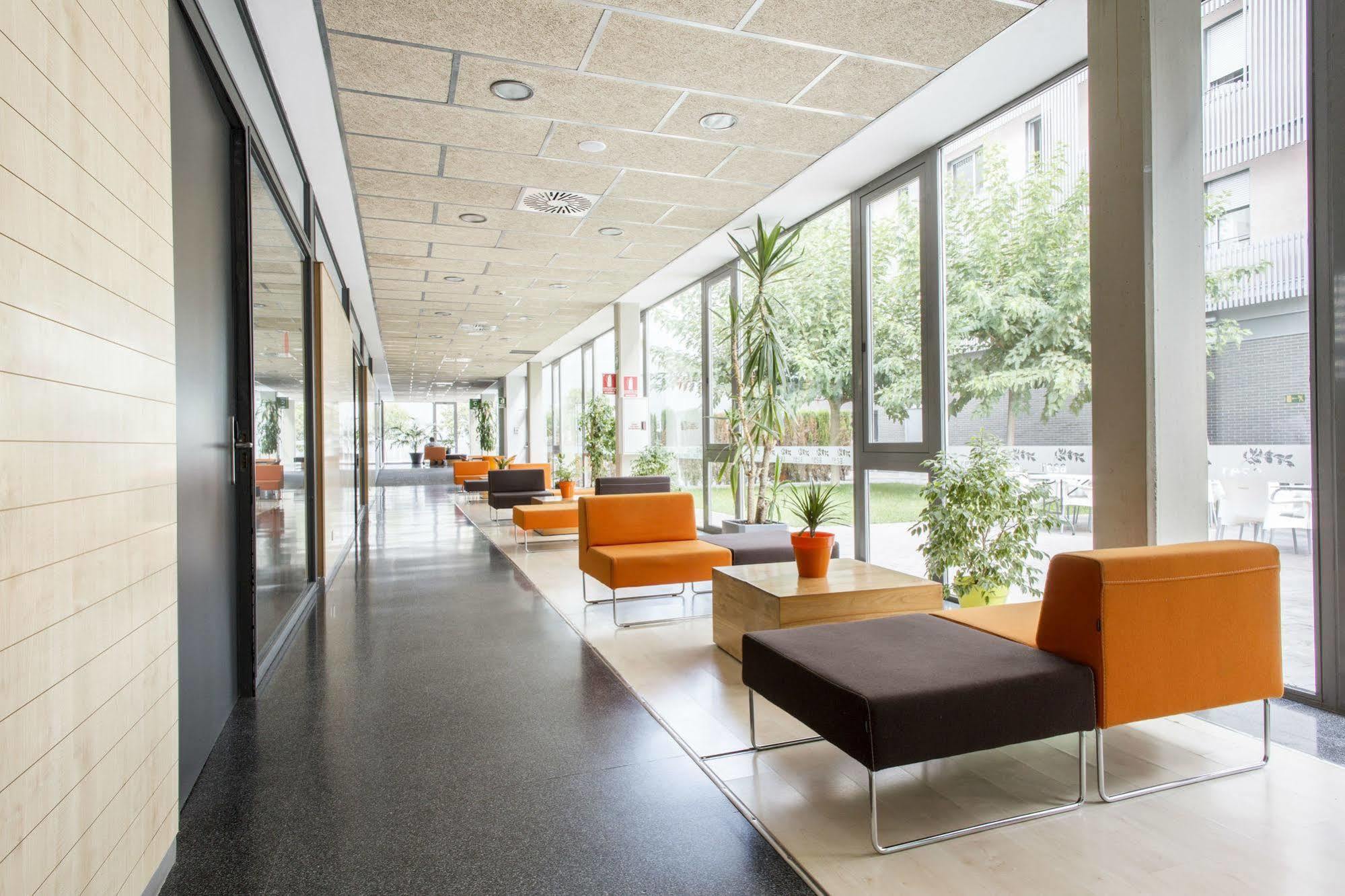 Residencia Universitaria Resa Damia Bonet Valencia Ngoại thất bức ảnh